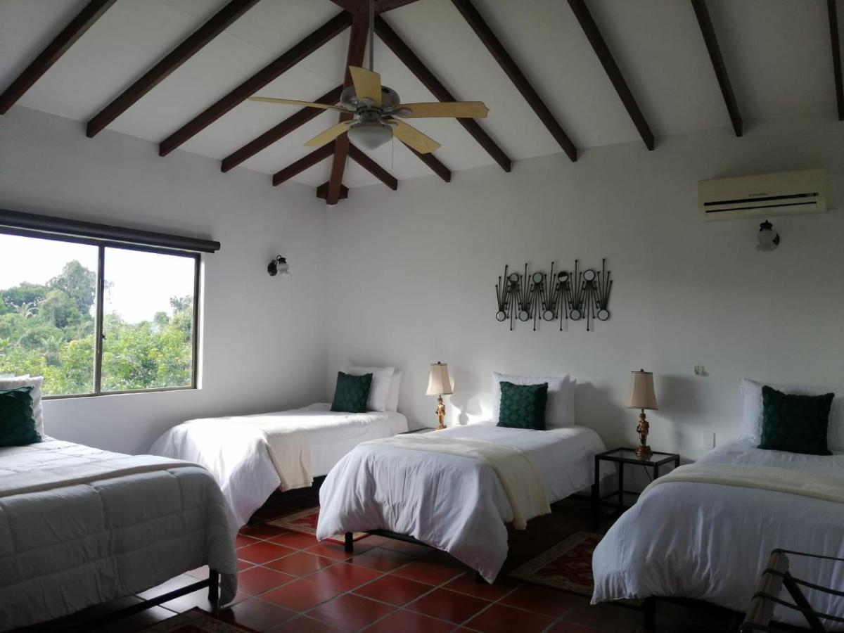 Praga Hotel Campestre アルメニア エクステリア 写真